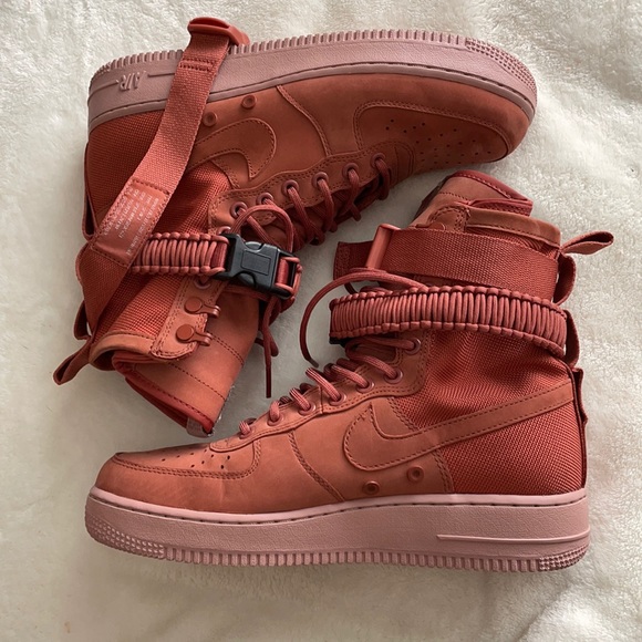 Nike Shoes - New Nike Women’s SF Air Force 1, Dusty Rose